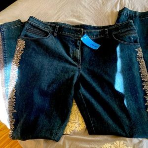 Embellished, straight leg jeans with beautiful Jewles on the side of the leg